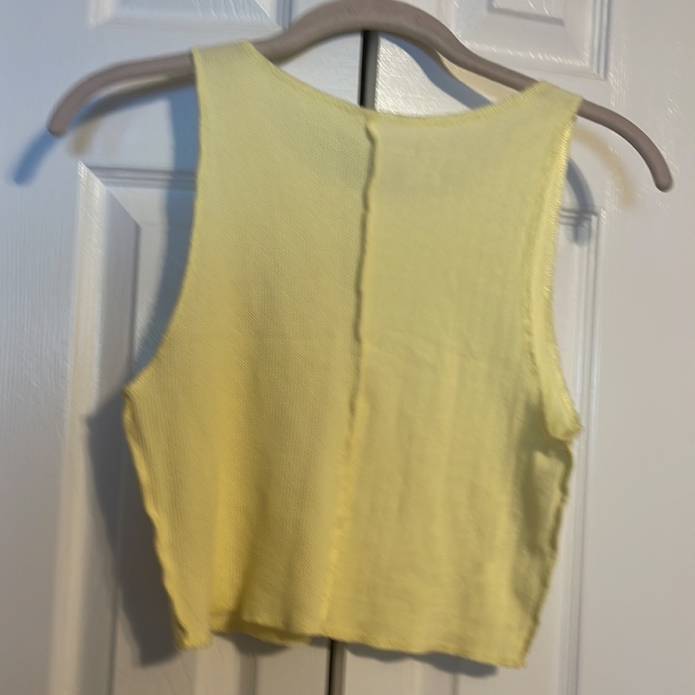 American Eagle sleeveless pastel yellow tank crop top size medium NWOT - Picture 6 of 6